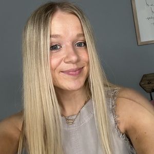 Meet your Posher, Leah